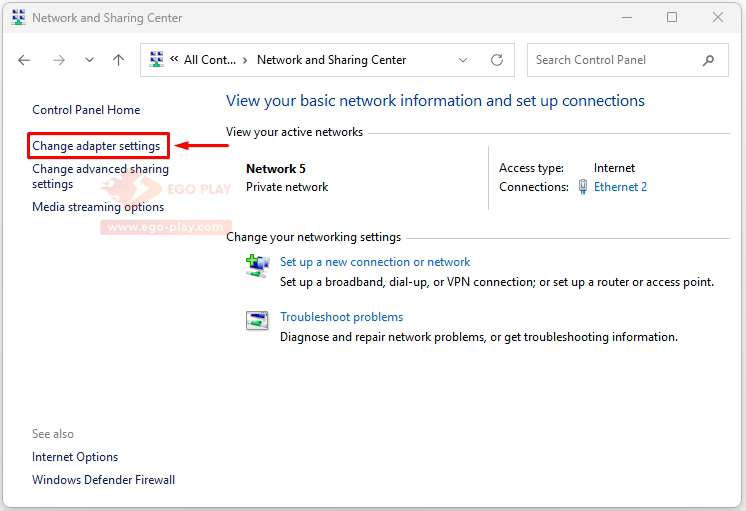 Chọn Change adapter settings đổi DNS Windows